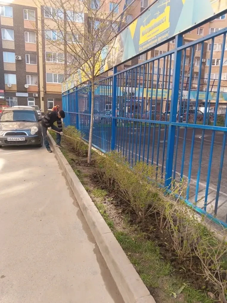 🌞 Каждый день, без исключений, наши дворники выходят на работу, чтобы поддерживать чистоту и порядок