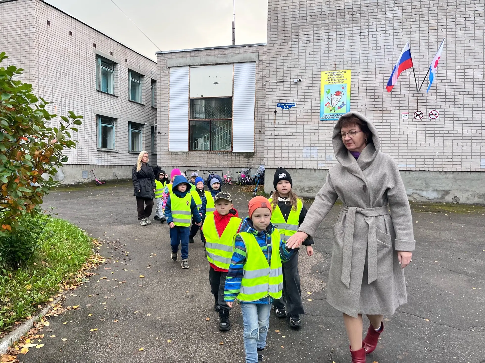 🚦🦺🚨Безопасность на дороге — важный навык, который нужно формировать с детства. Воспи...