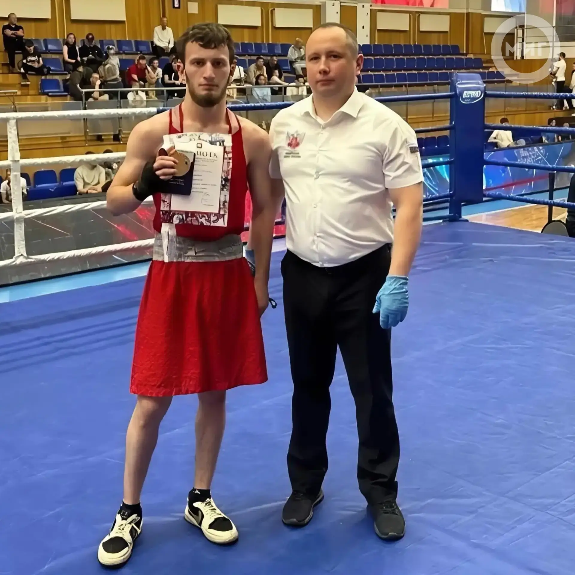 🥉Бронзу чемпионата УФО по боксу завоевал ноябрьский спортсмен

Ноябрьский боксёр Вели Зейналов — бр