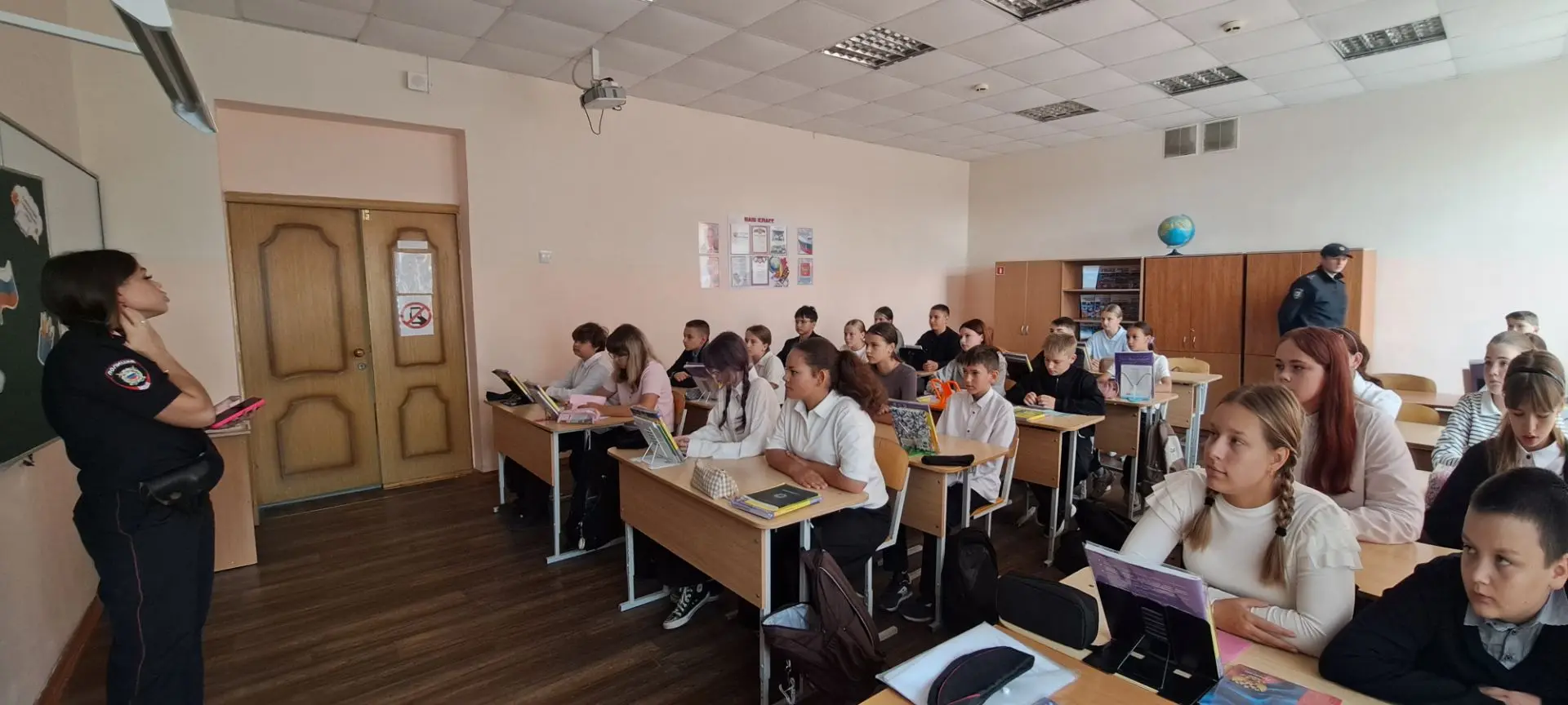Урок безопасности: как 3 сентября объединило школу, полицию и знания