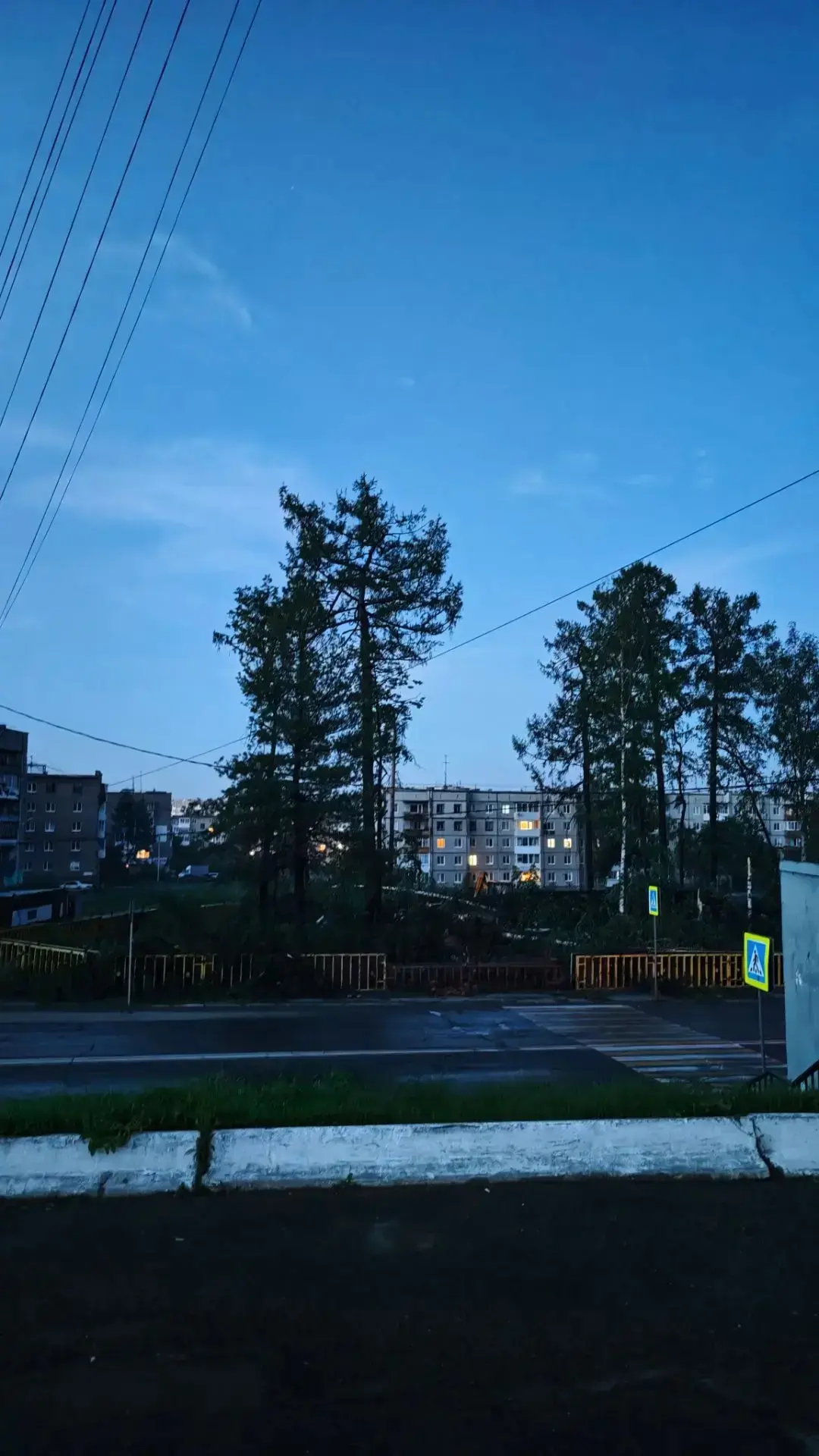 В Кушве продолжаются работы по ликвидации последствий урагана и восстановлению инфрастр...