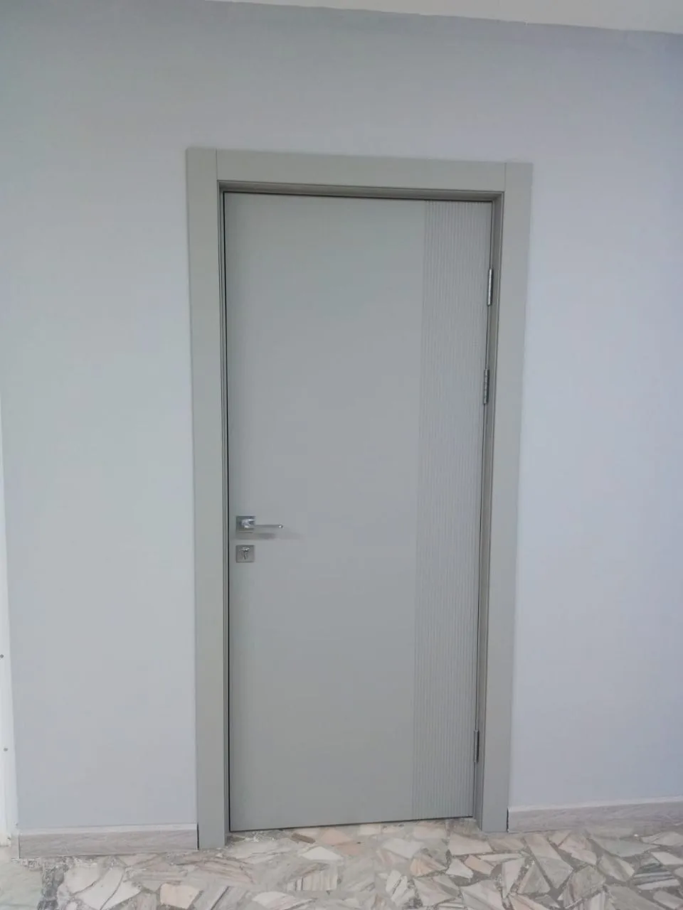Модель G33 (фрезеровку разместил заказчик к петлевой части при установке), цвет Шарли м...
