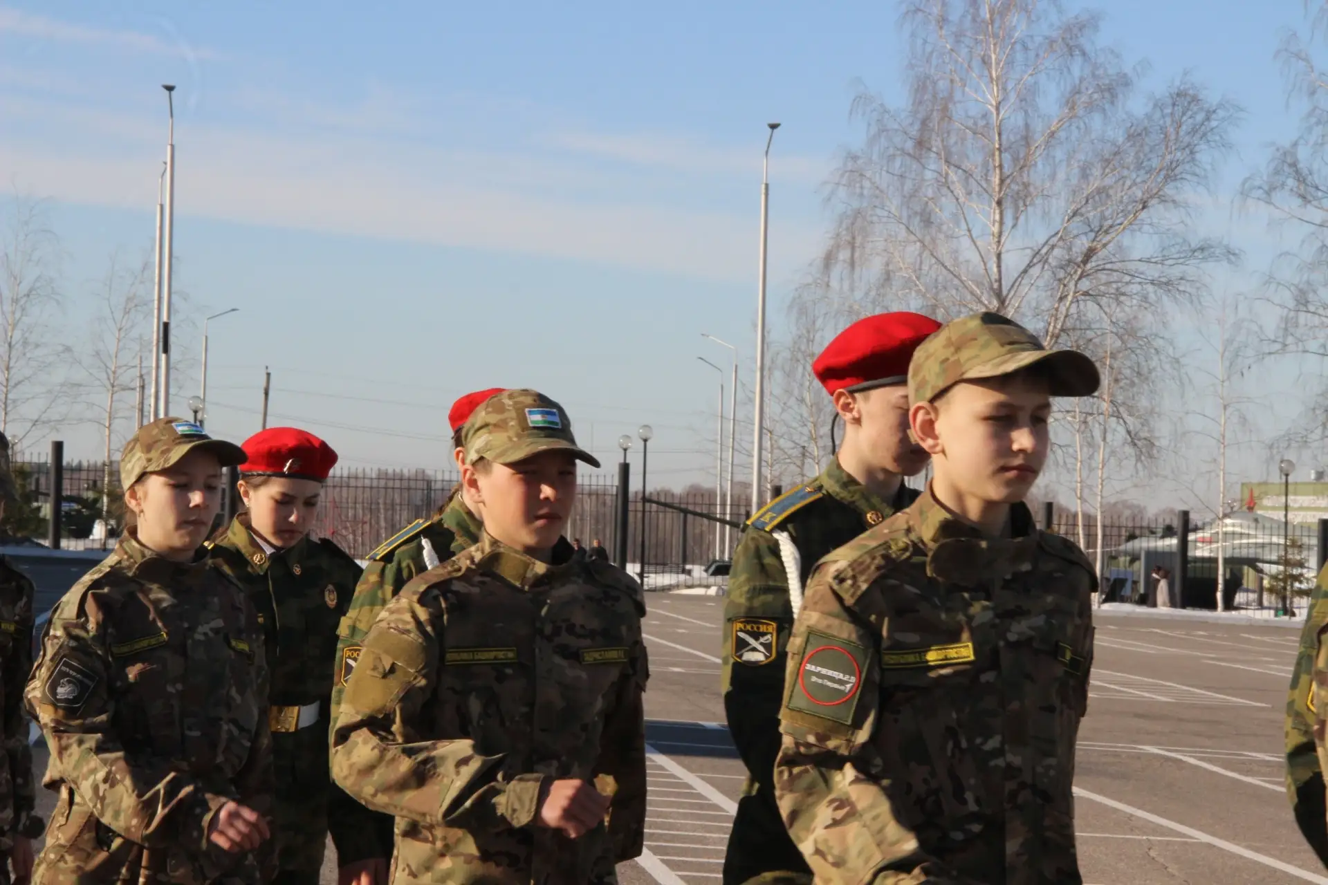 🎉 Поздравляем команду ВПК «Коллектор»!  Команда военно-патриотического клуба «Коллектор» из МБОУ гим