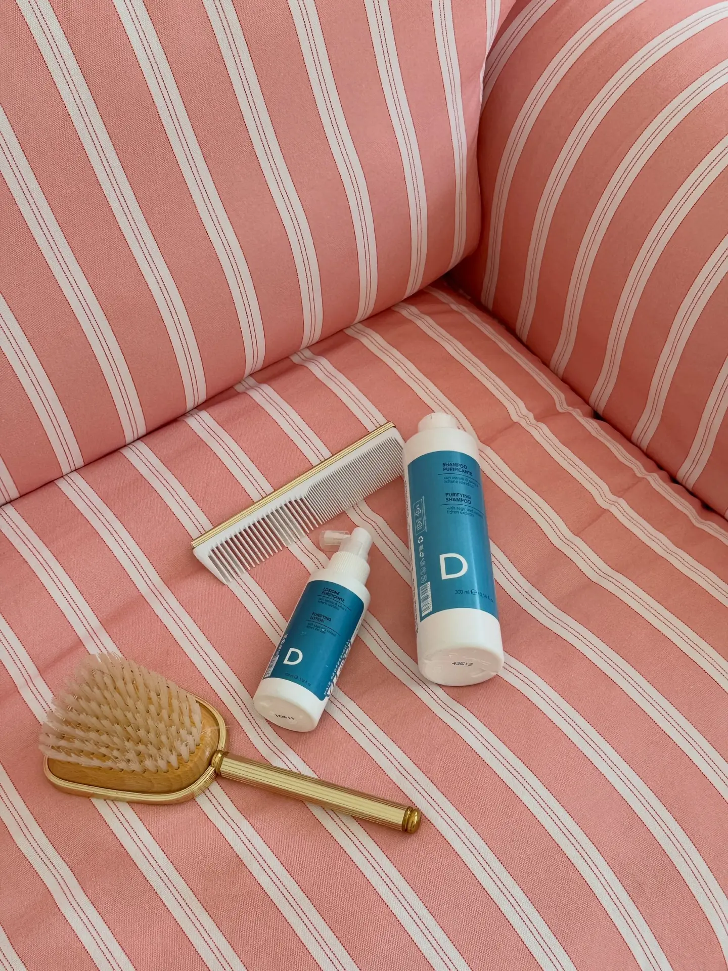 DANDRUFF — лечебная серия от перхоти💙
📍Комплексный уход за волосами с использованием всех средств 