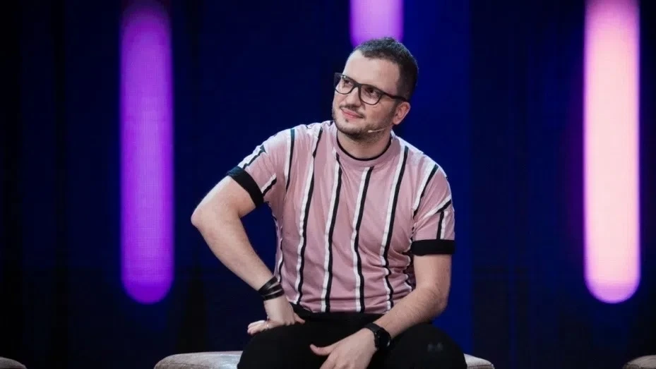 😳 Комик Дмитрий Позов рассказал, что его вместе с друзьями не хотели пускать сразу в д...