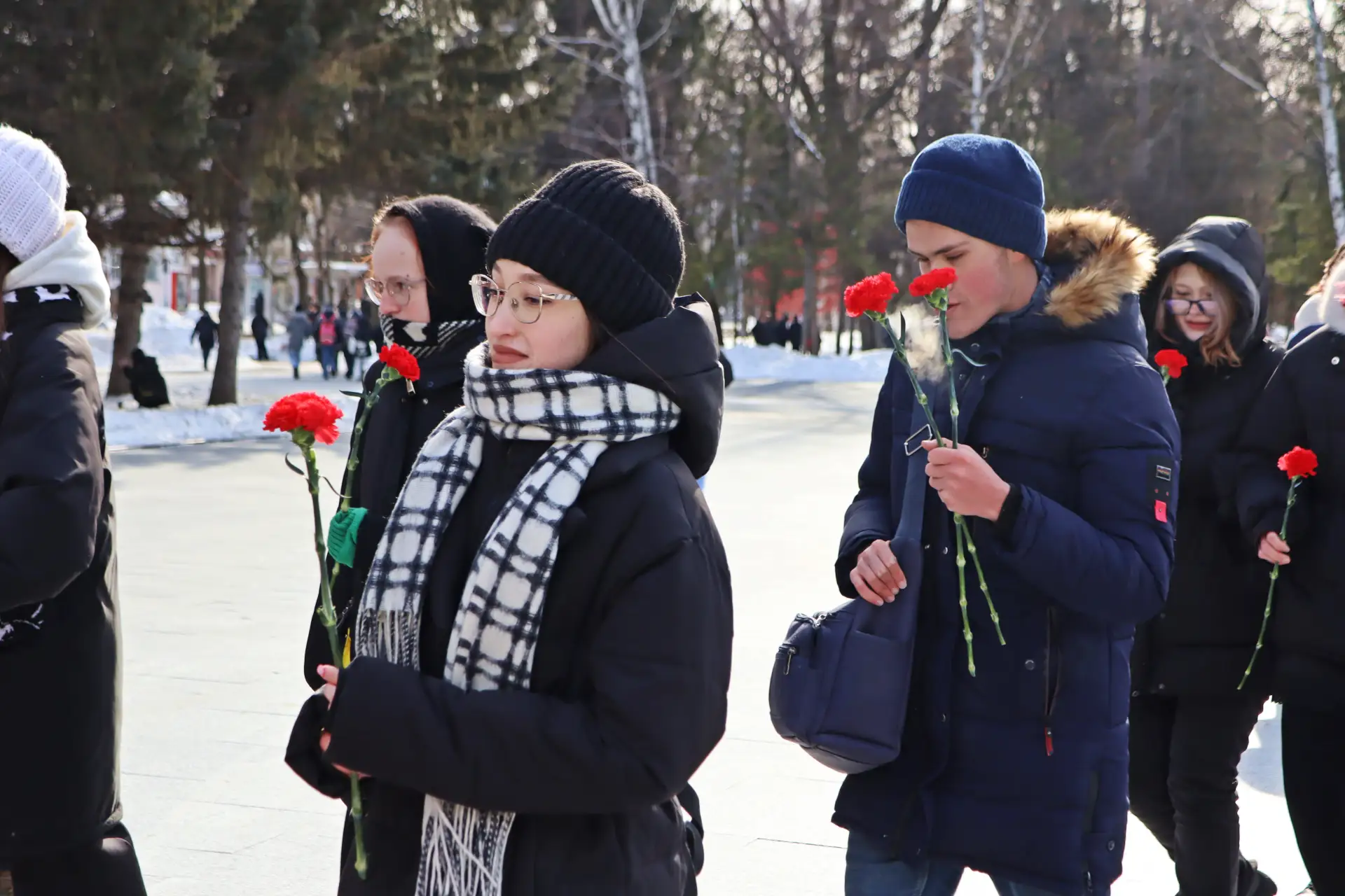 Помним. Гордимся. Благодарим.  Мужество, честь и верность долгу — вечные ценности, которые объединяю