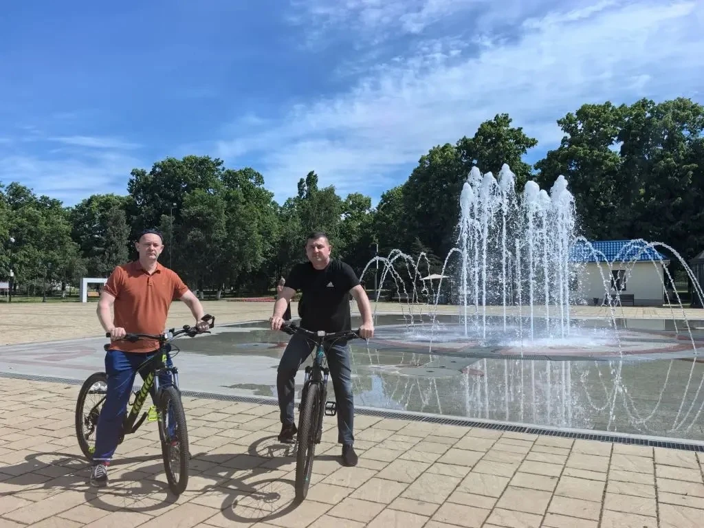 🚴‍♀️🚴‍♂️ В эти выходные в Майкопе прошёл ежегодный велопробег, который традиционно объединяет жите