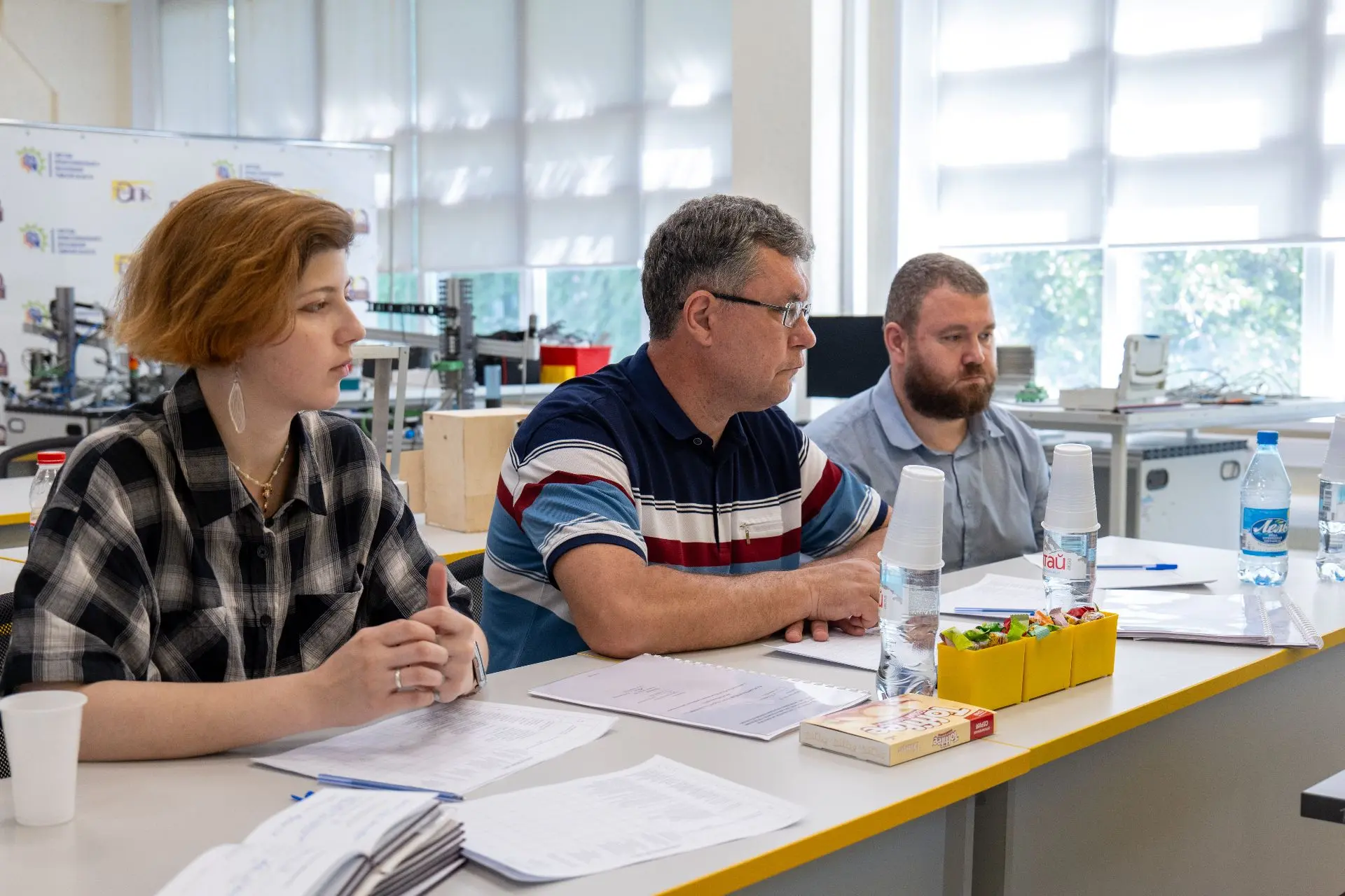🎓 Свершилось! Защиты дипломов позади.

Мандраж перед выходом к комиссии, волнение, сковывающее голо
