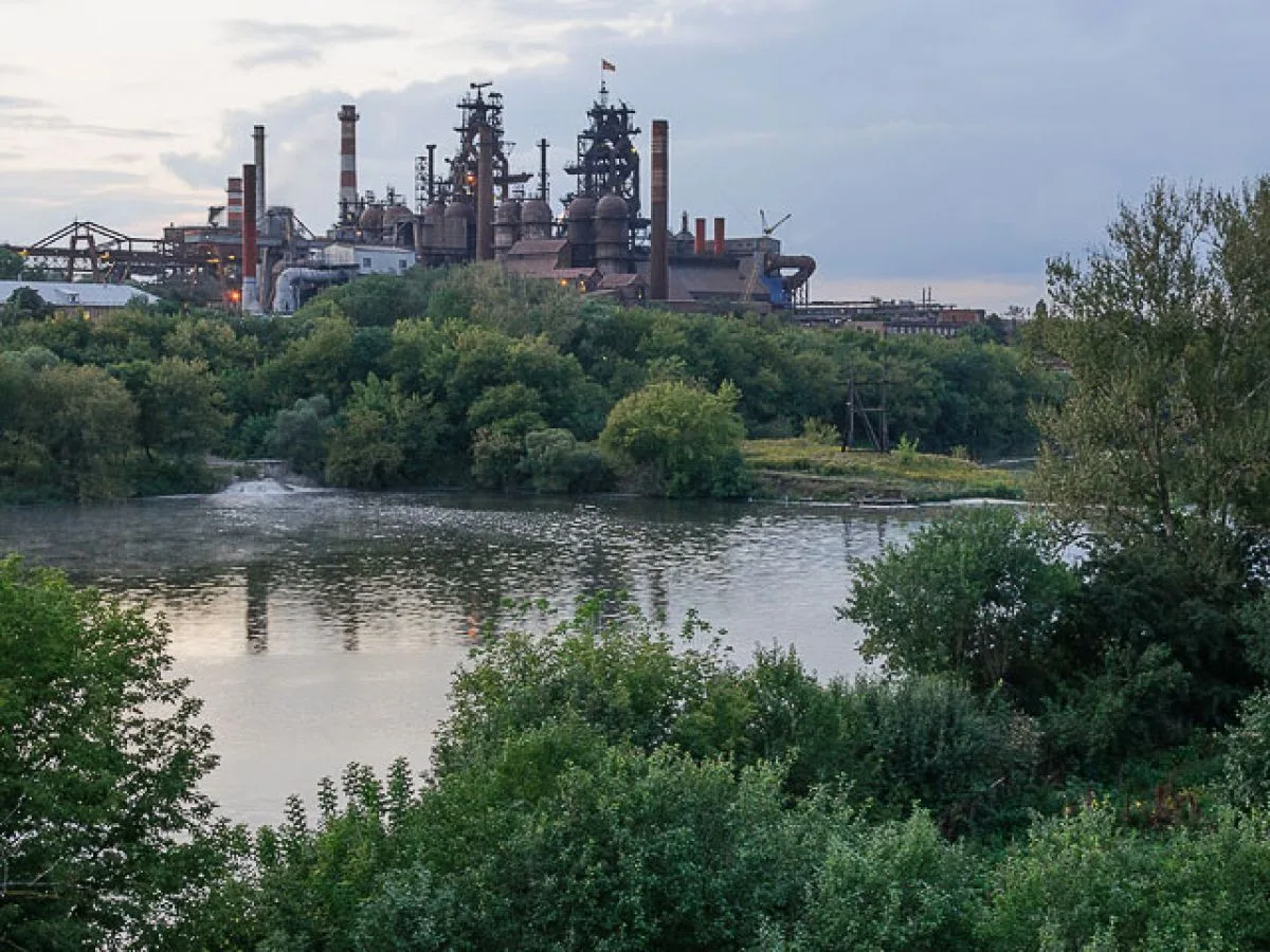 После происшествия на КМЗ жители Косой Горы лишились горячей воды