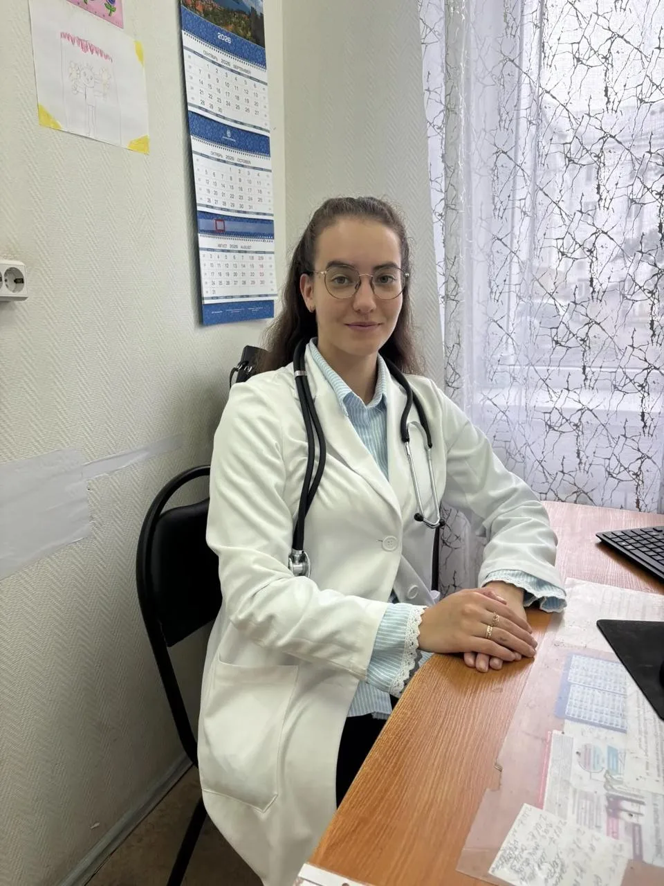 ✨Из университетской аудитории — в родную больницу: молодой педиатр начала работу в Серп...