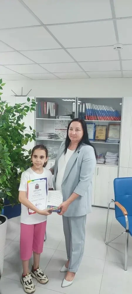 🔥Карапетян Вартуи, обучающаяся 2 А класса приняла участие в городском конкурсе творчес...