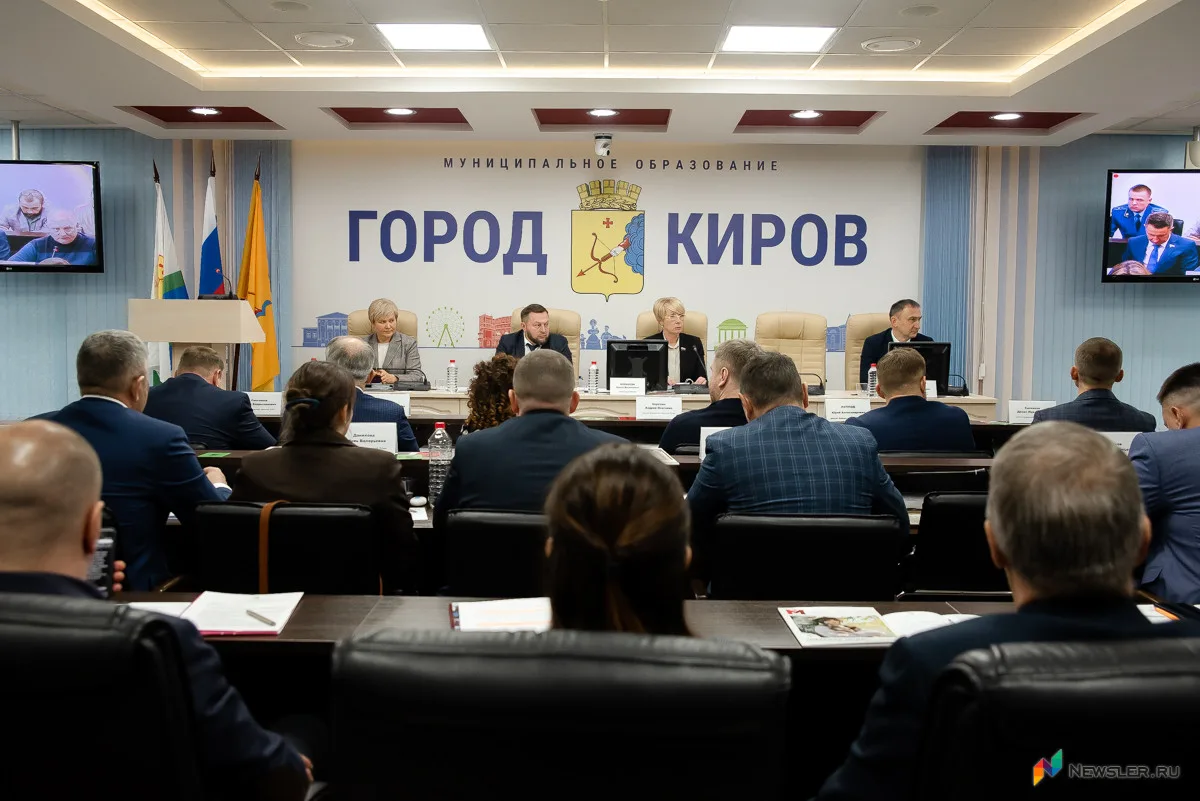 Депутаты городской думы Кирова присвоили название новой площади на пересечении Октябрьского проспект