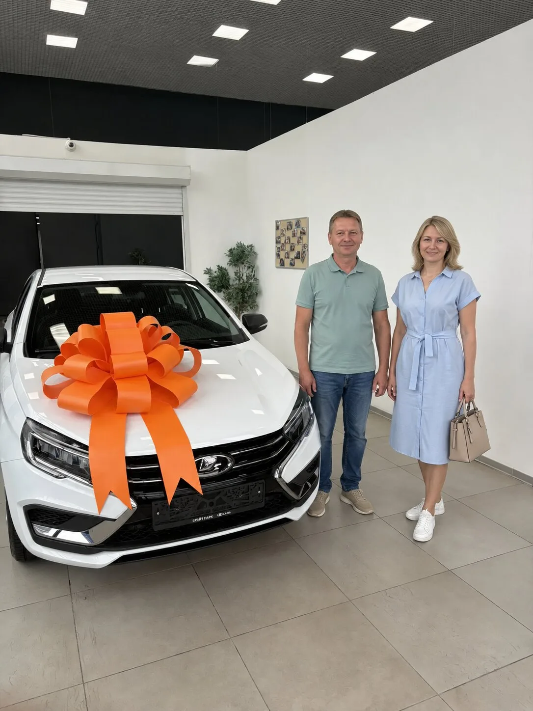 Все еще выбираете новый а/м? Купите LADA в Брайт Парке!