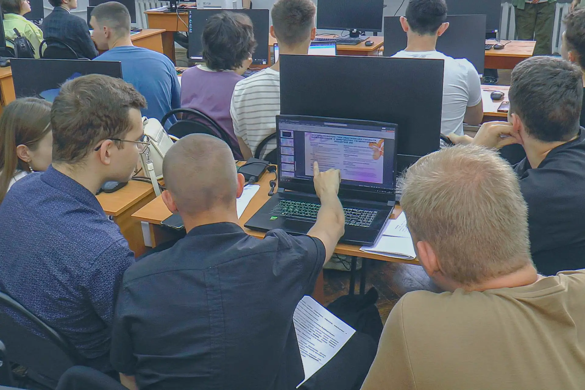 ✨ На Цифровой кафедре НПИ прошла первая олимпиада по промпт-инжинирингу  На базе цифровой кафедры ЮР