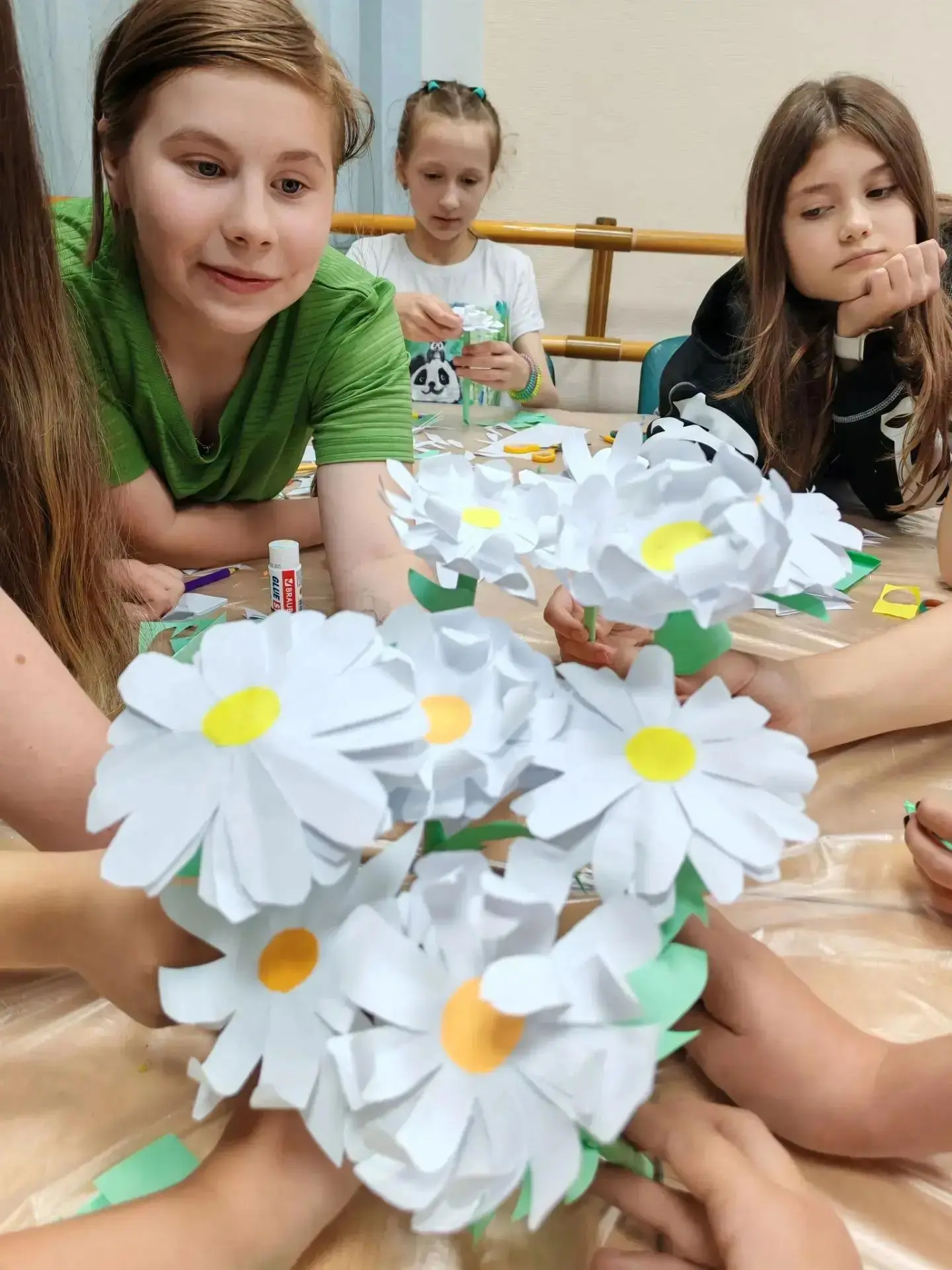 08.07.26г. на площадке МБУ ДО "Центр Орбита" прошел БЕЛЫЙ ДЕНЬ!🌼🎂☁️🦢🫶
Сегодня в России отмечают 