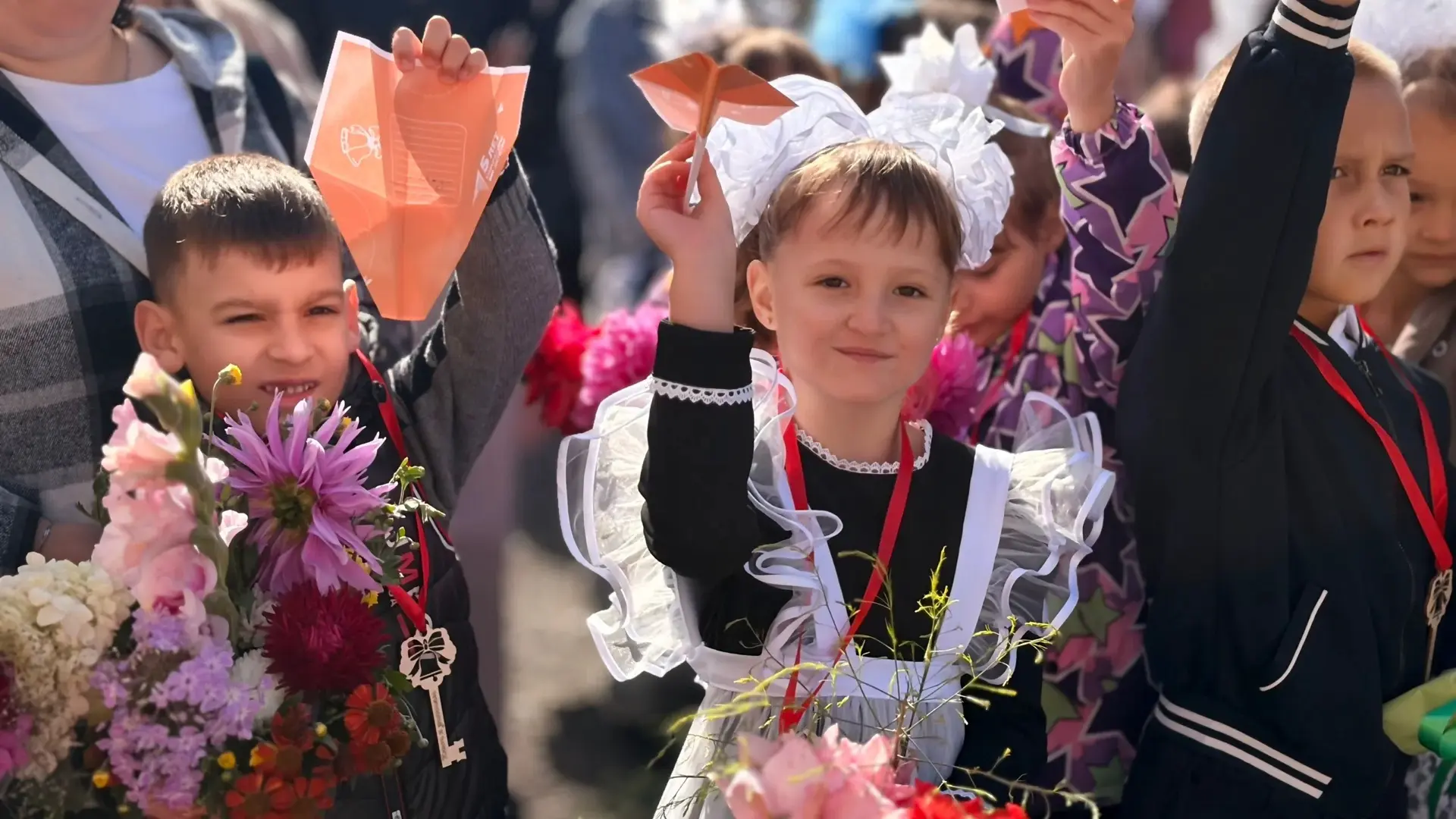 «Самолётик будущего»: добрые крылья для первоклассников в Парнинской школе