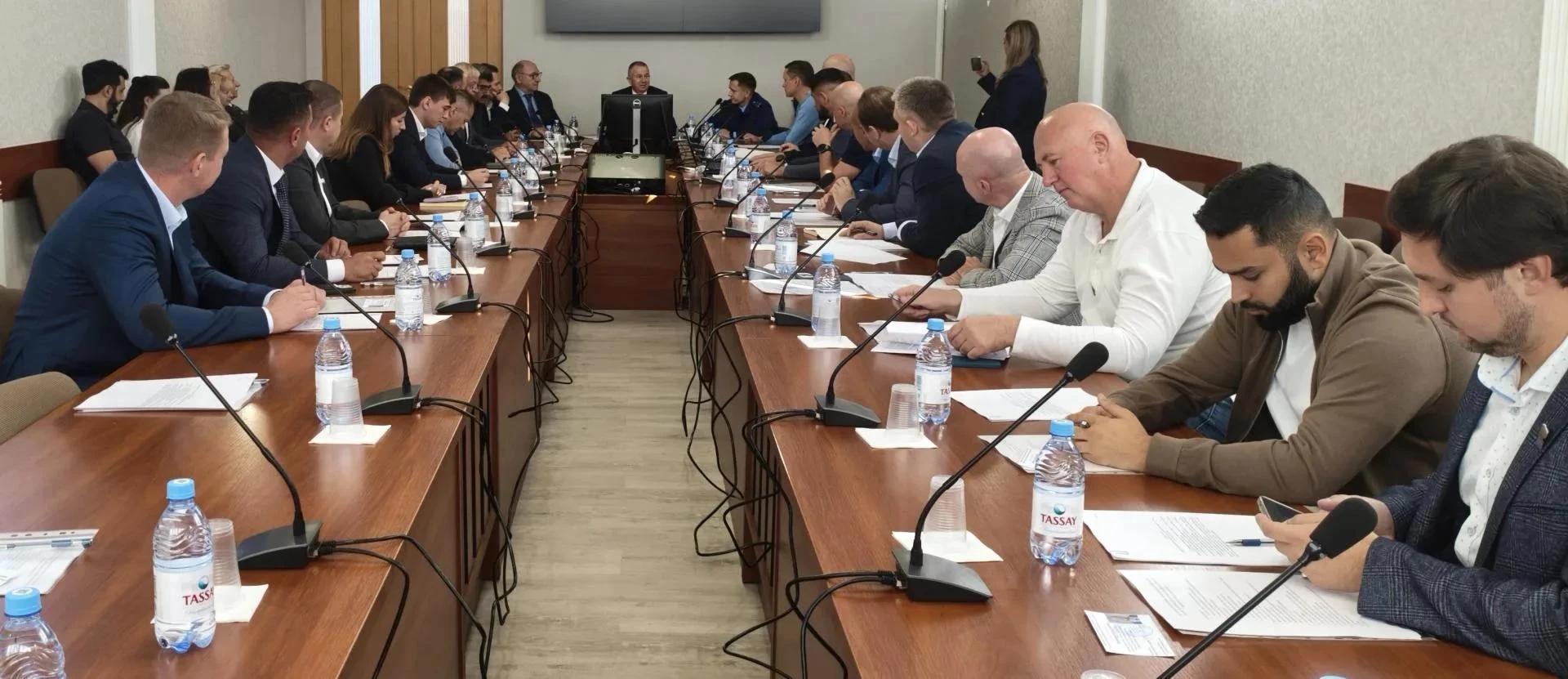 В Гурьевском округе состоялась первая сессия окружного Совета депутатов седьмого созыва.