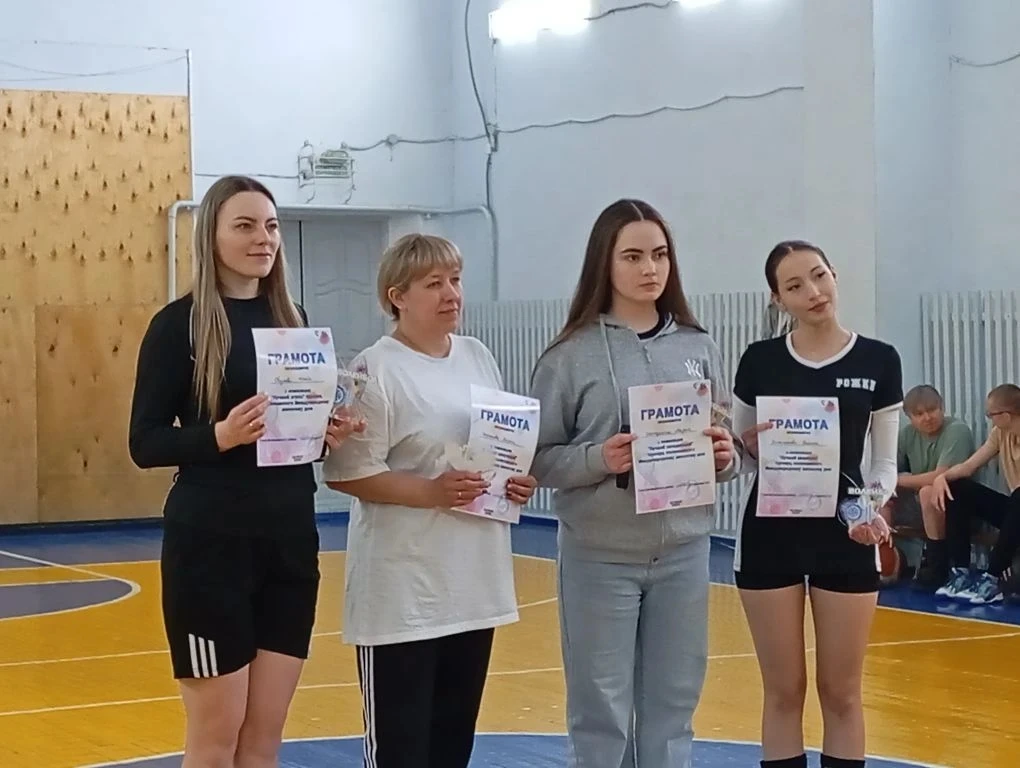 🔥 Наши девчонки снова в топе💯