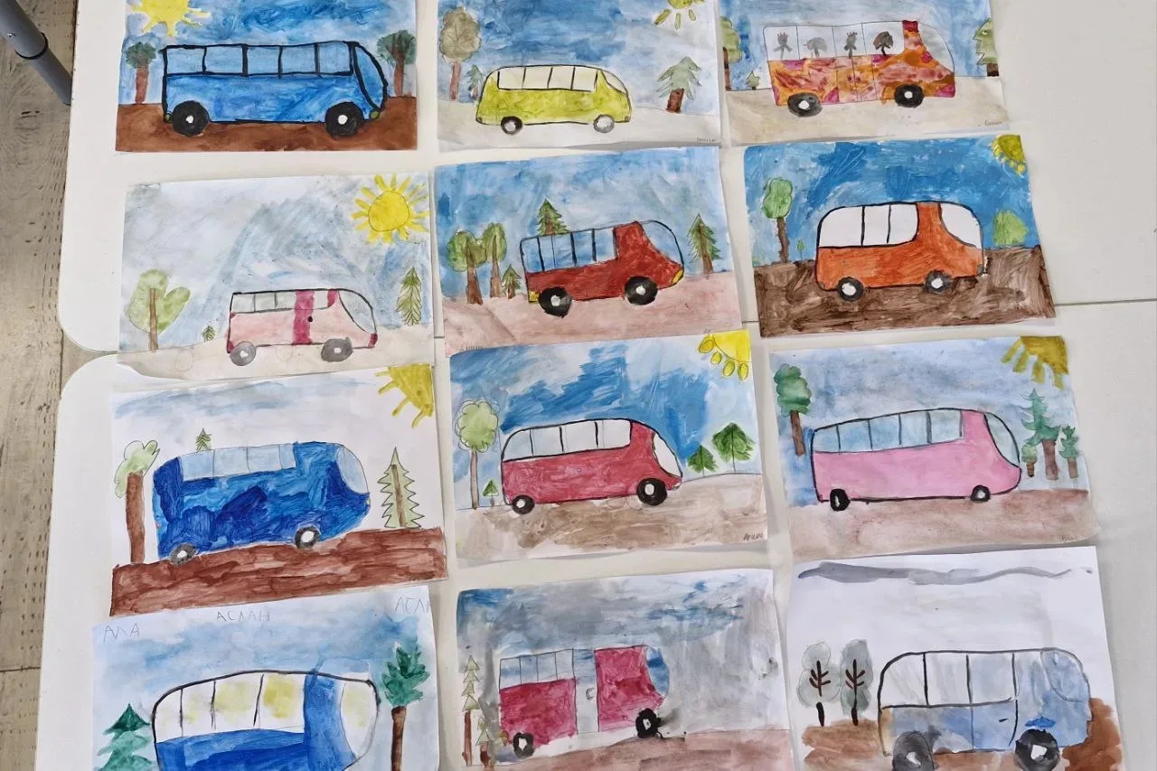 🎨🚗 В нашем детском саду прошли увлекательные занятия по рисованию посвященные теме не...