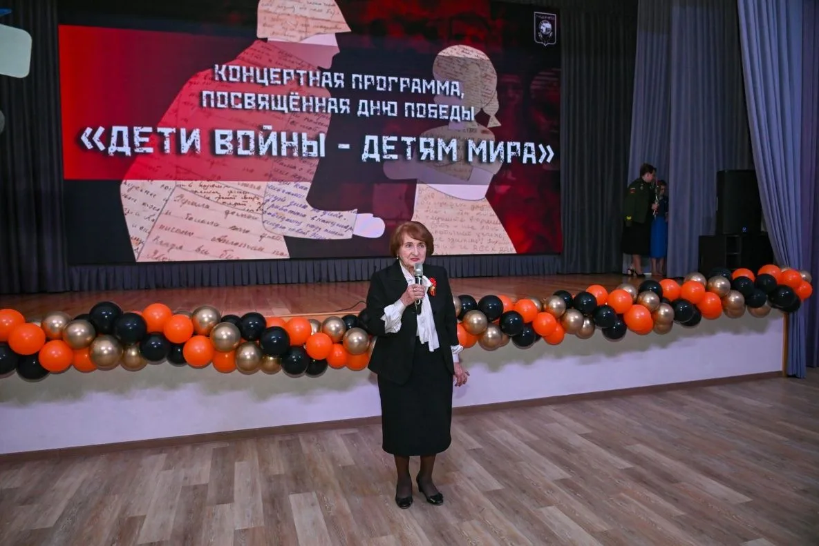 🇷🇺В Барнауле проходит городской патриотический марафон  Патриотическая акция «Белые журавли» в барна