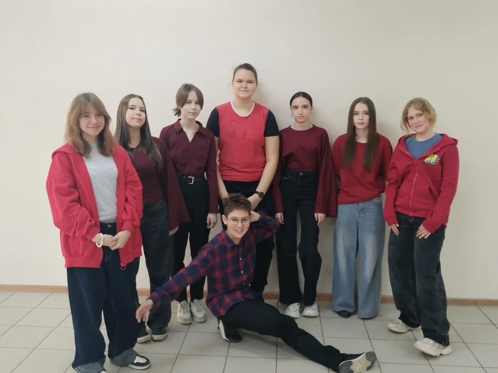 💥 Акция "Яркие мы", посвящённая 8 марта 💥  #школа75Волгоград