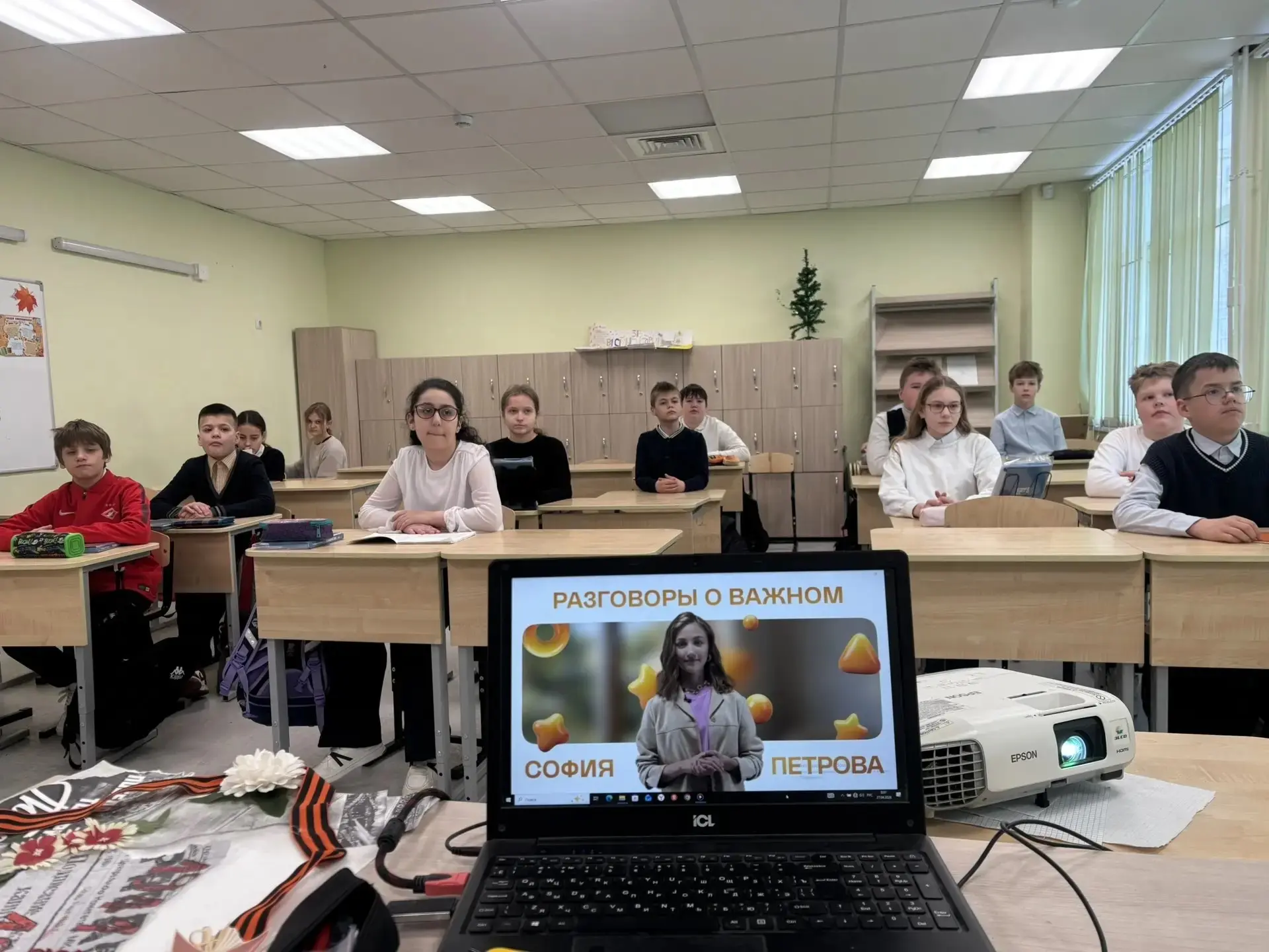 💬 Разговоры о важном: что значит работать в команде?  27 апреля в нашей школе прошло очередное занят