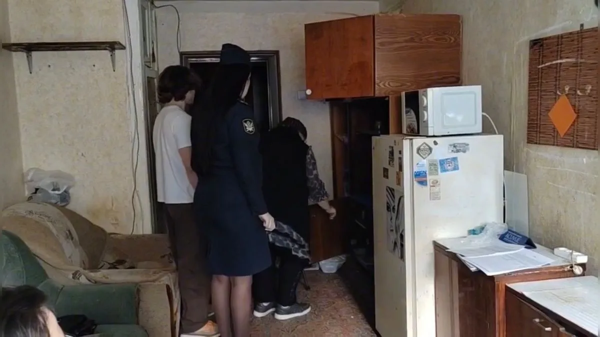 🏠 В Ярославле пенсионерка 10 лет не могла выселить из квартиры неплативших арендаторов   📌 Как сообщ