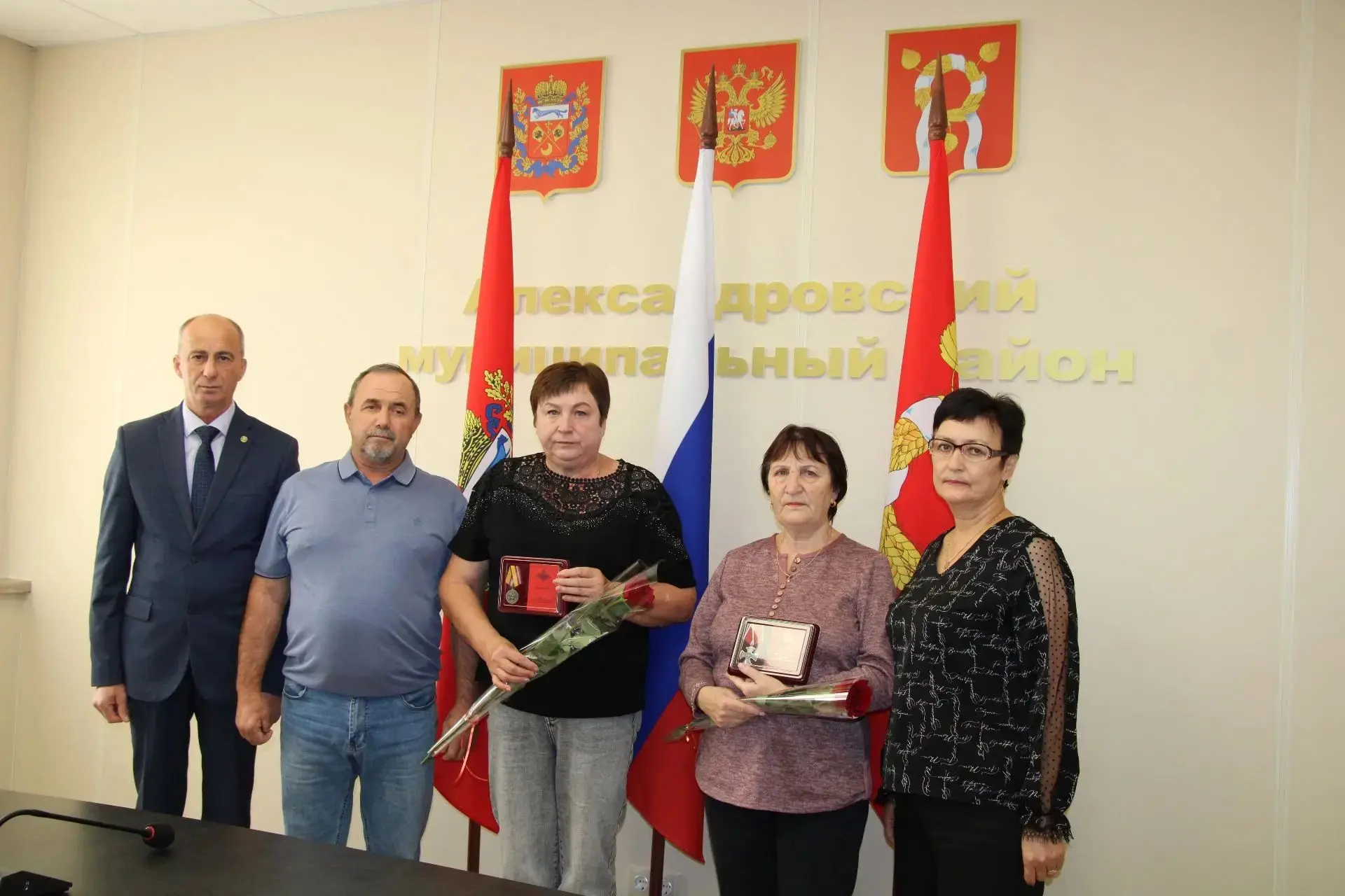 🎖В Александровском районе семьям погибших участников СВО передали госнаграды