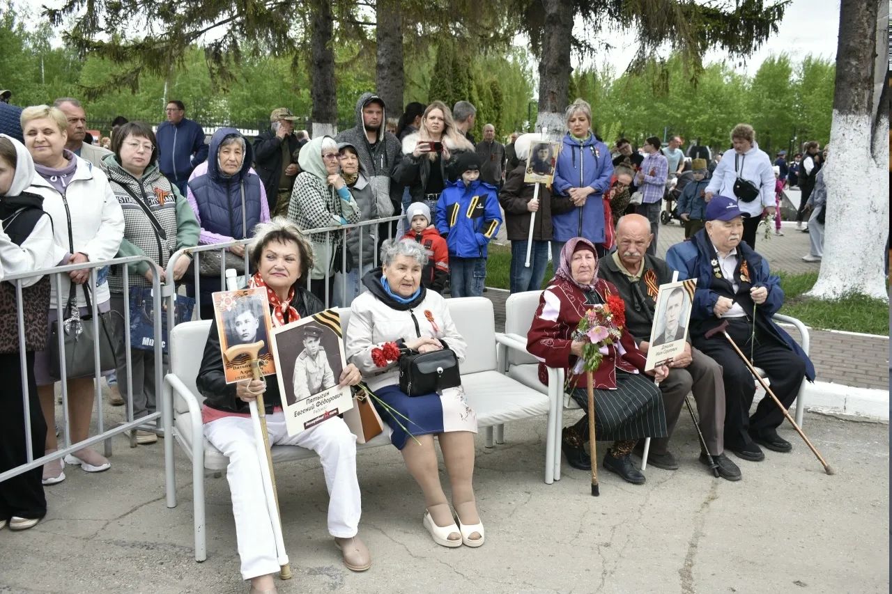📸Фото альбом с сегодняшнего мероприятия, посвященного празднованию Дня Победы, по ссылке https://vk.