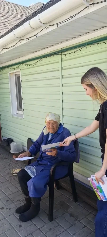 📬 Наши обучающиеся и педагоги  поздравили жителей с. Пушкарное с Днём России! 🇷🇺

🇷🇺В преддвери
