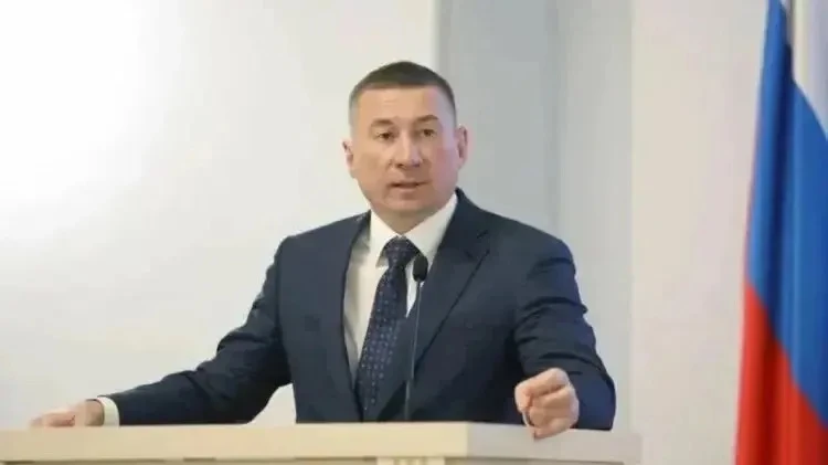 🧑‍⚖️ Экс-чиновника Смольного Ивана Громова приговорили к 6 годам и 3 месяцам колонии за мошенничеств