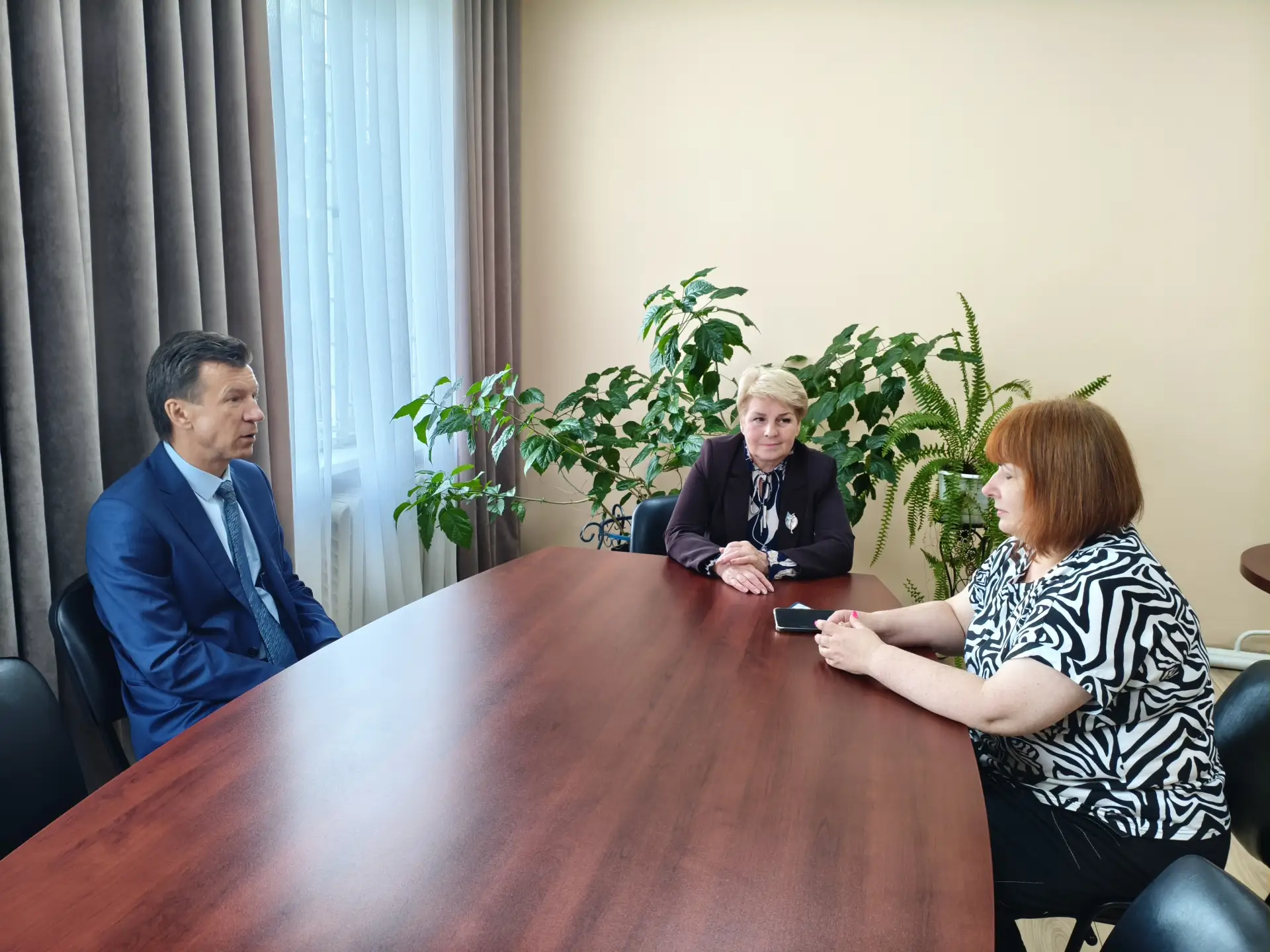 Прием граждан в Администрации округа провел и.о.Министра строительства Тверской области Михаил Берни