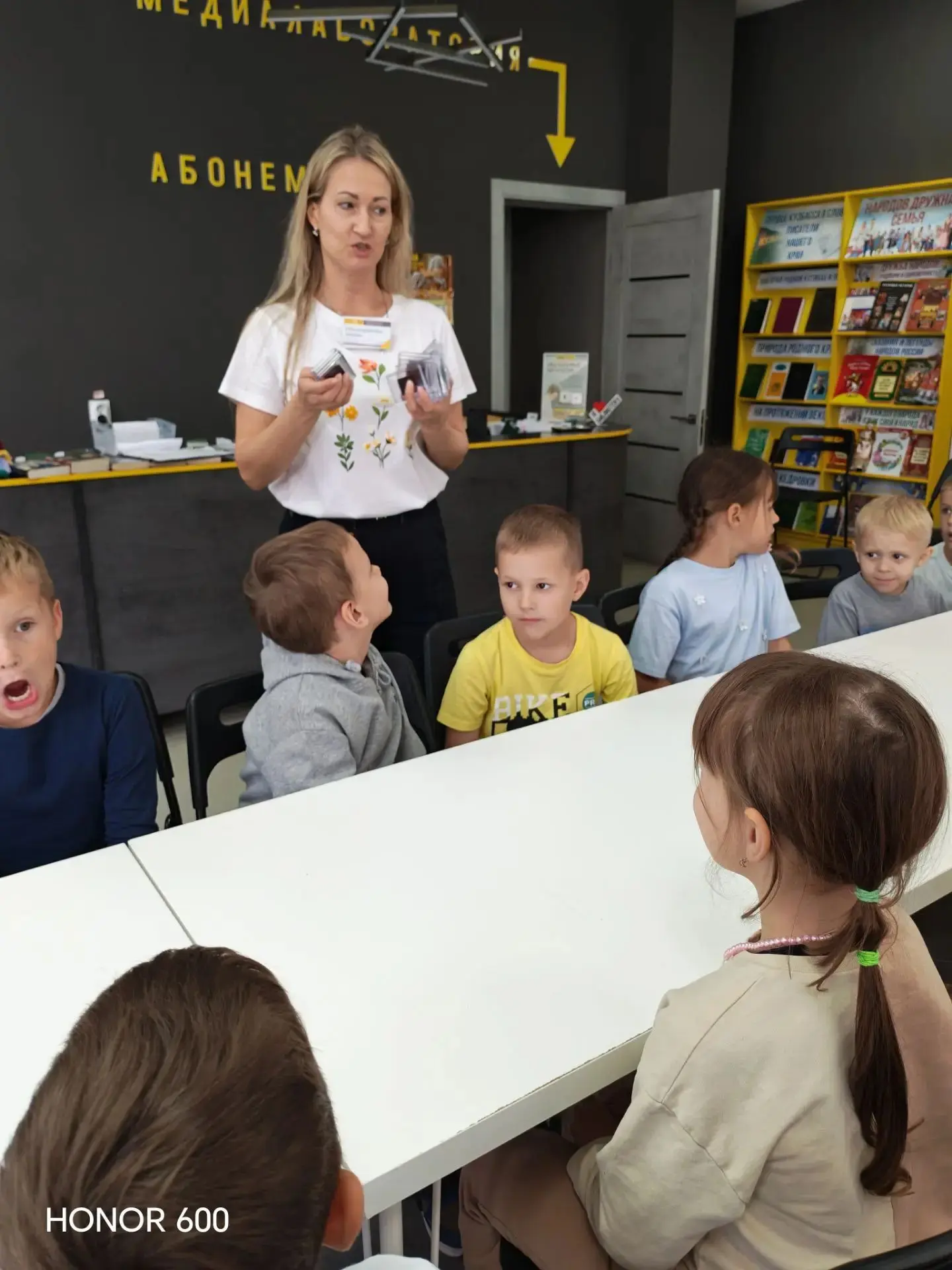 📚 Сегодня ребята из группы «Бельчата» корпус «Белочка» с радостью отправились в детску...