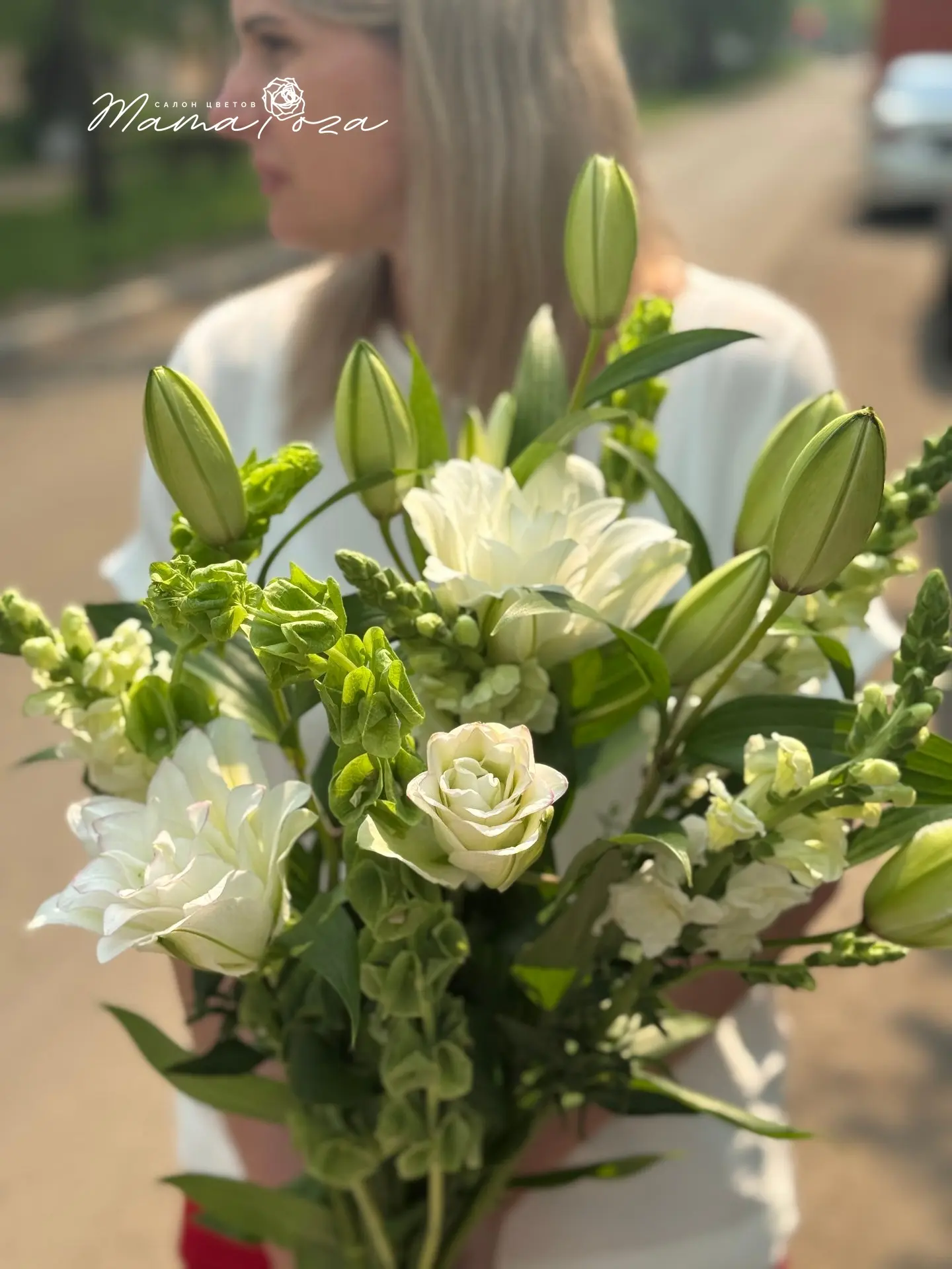 Лета вам в ленту!!! 🌿☀️

Серьезно, смотрите на эти оттенки. Это же чистый эстетик-вайб. Белые лилии