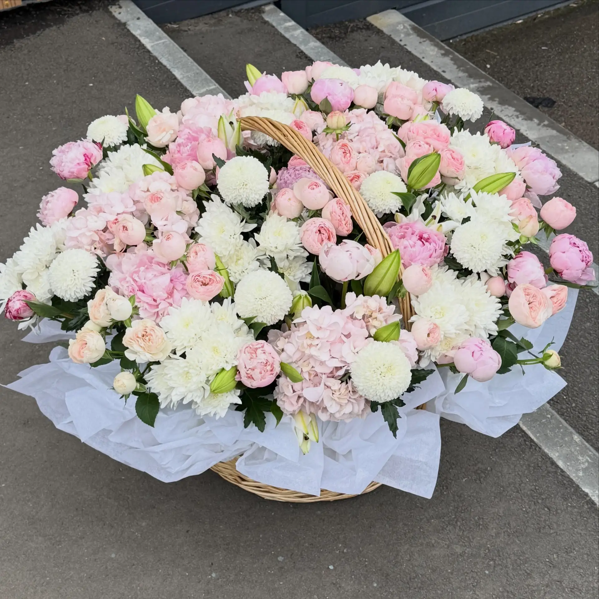 Нежность, которую можно подарить 💐

Воздушные букеты и композиции в пастельных оттенках создают осо
