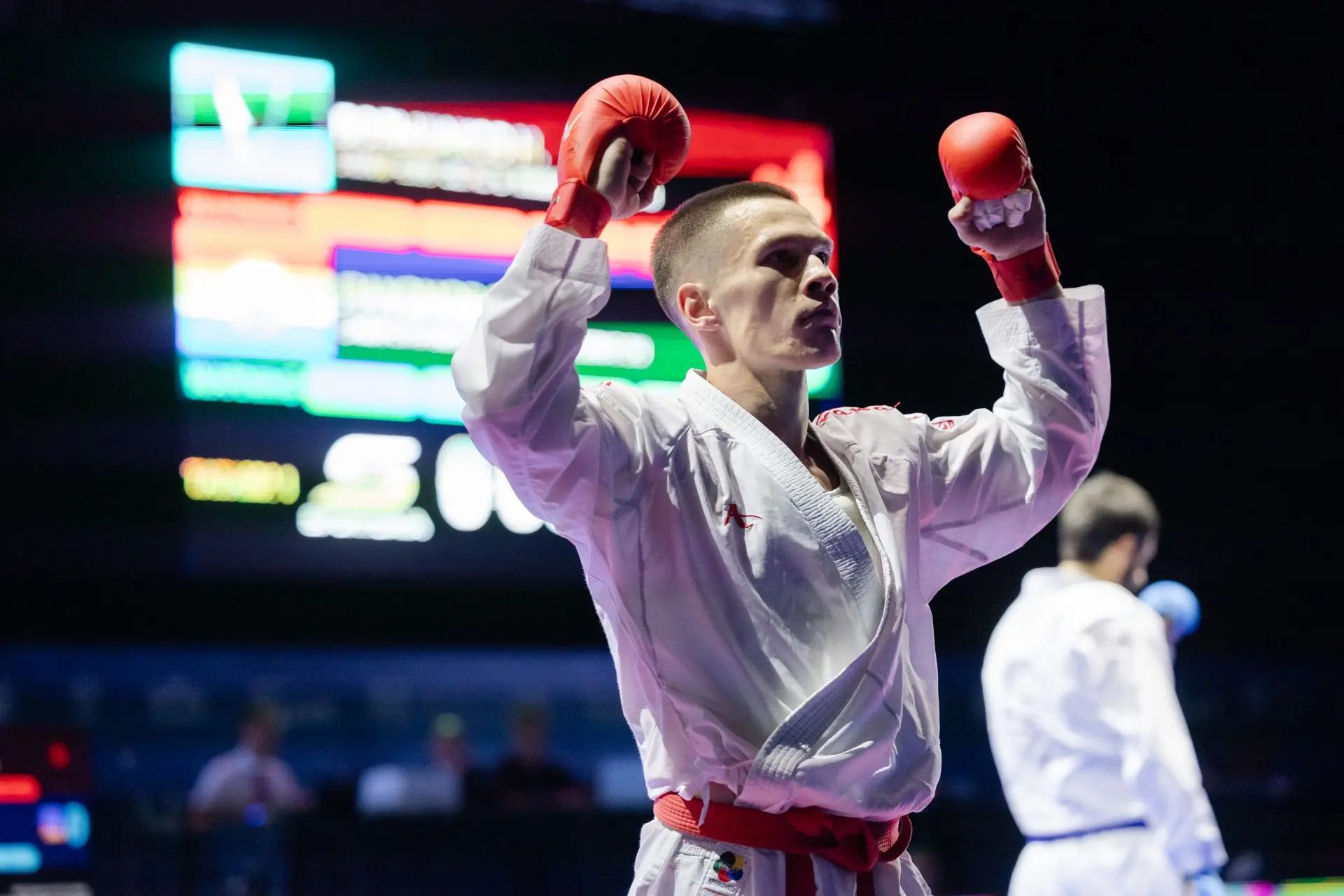 🥋 Сахалинские каратисты завоевали пять медалей на первом дальневосточном чемпионате Ро...