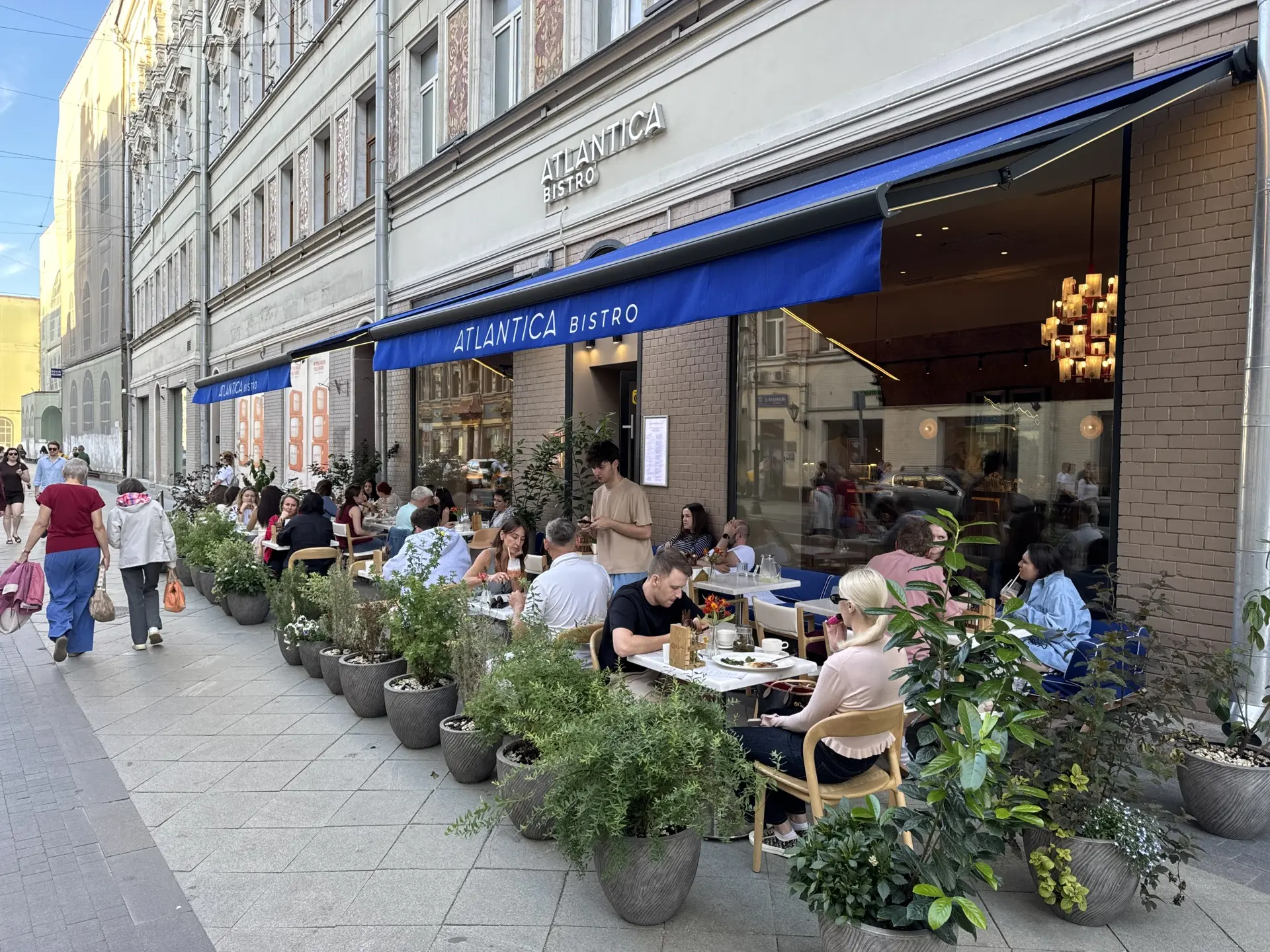 Гастрономический восторг на Мясницкой: наш ужин в Atlantica Bistro 🌊🦀