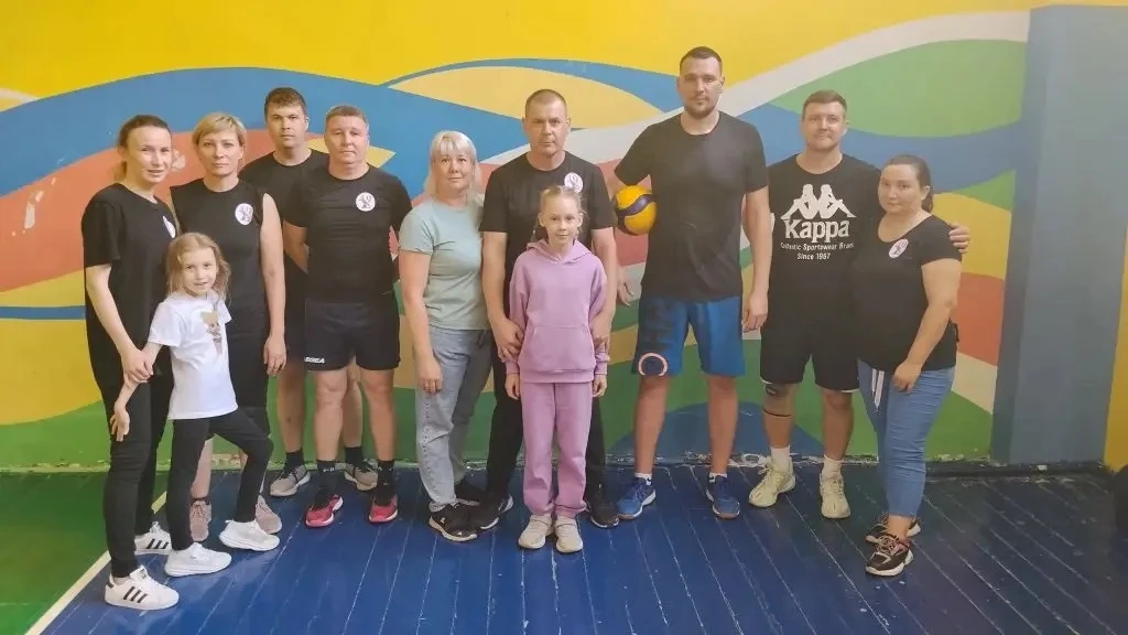 🏐 БИТВА ДО ПОСЛЕДНЕГО МЯЧА! РОДИТЕЛИ #ШКОЛА49 — НАСТОЯЩИЕ БОЙЦЫ! 💪✨  27 мая на районном этапе межшко