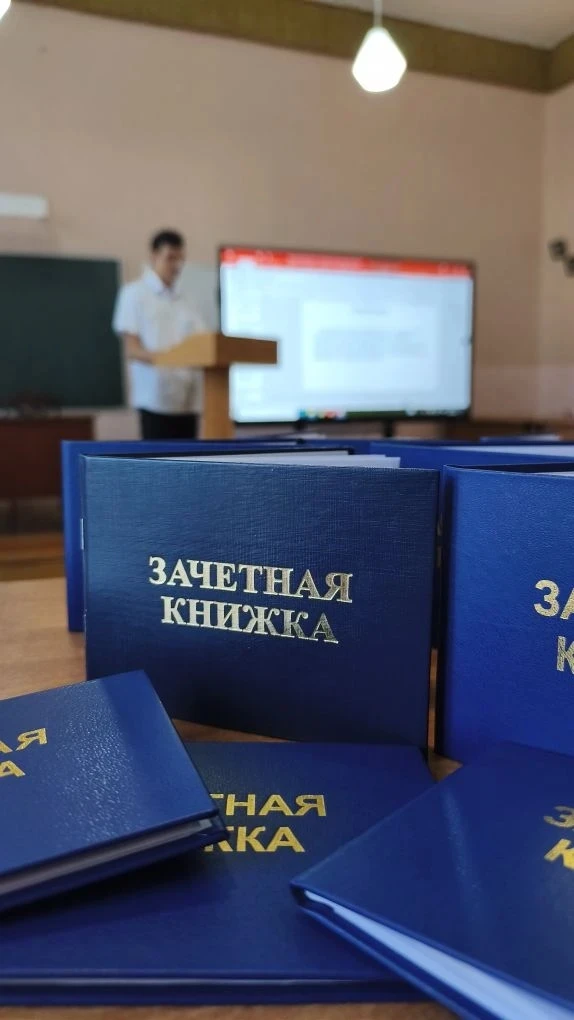 🎓 Стартовала главная пора года — защита дипломов!

В Павловском филиале ГБПОУ ВО «ГПК» дан старт ит