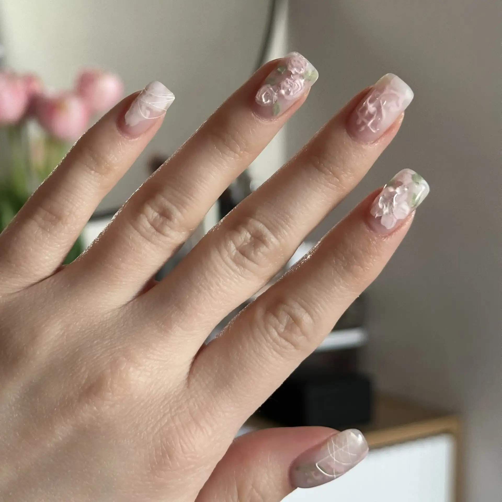 самый весенний маникюр в моей жизни 🌷