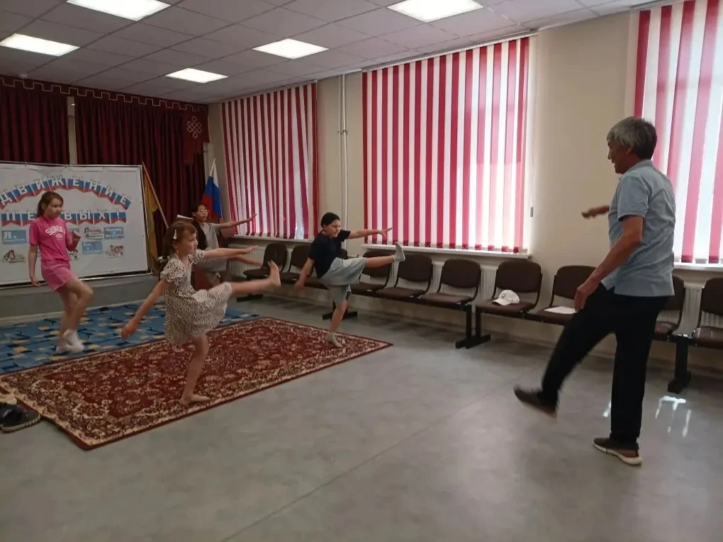 14-й день в ЛДП. Миссия «Учись и познавай!»
Сегодня в нашем лагере «Байр» прошёл ещё один насыщенный