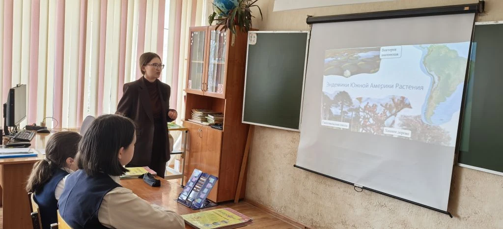 Сегодня, в завершающий день Недели молодого педагога, провели уроки Албутов Н.В. и Митрофанова Р.З. 