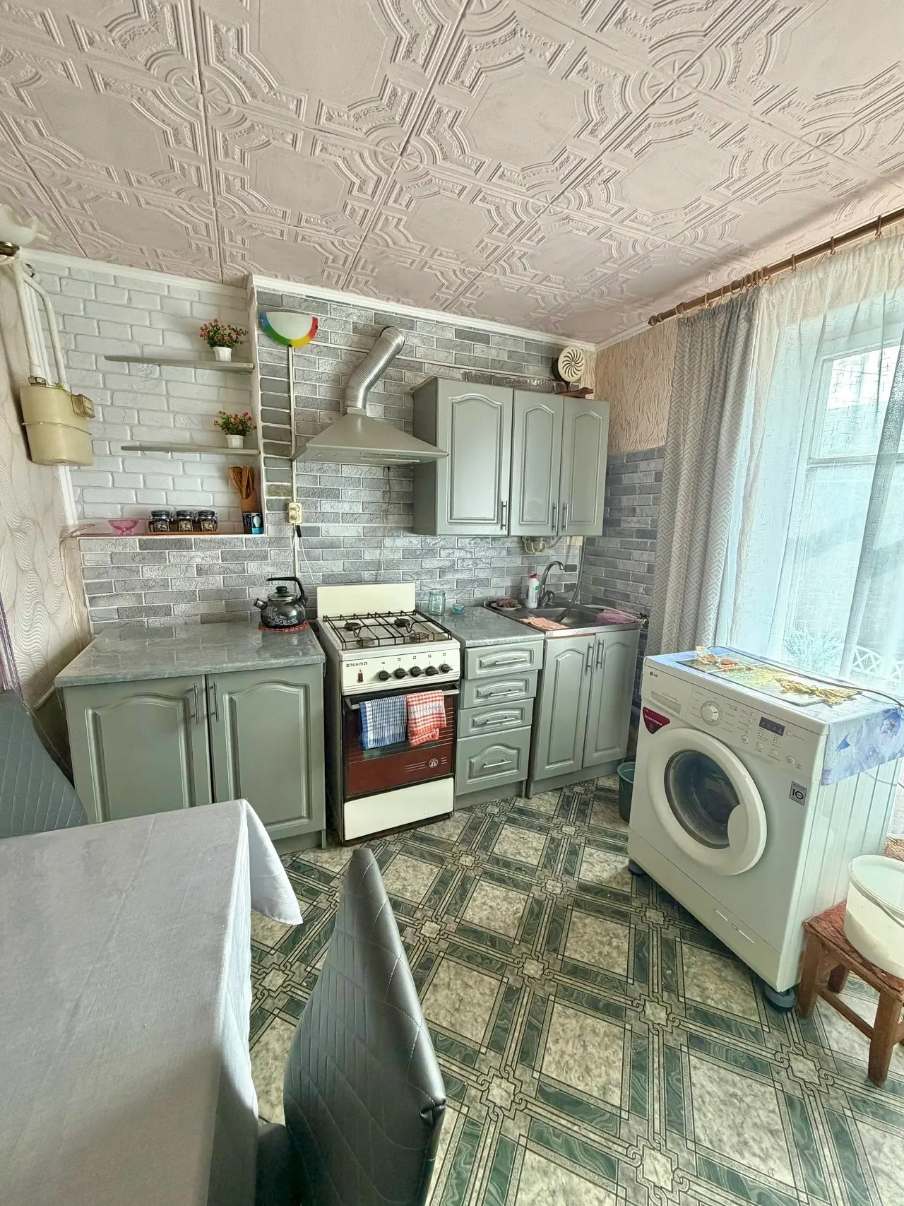 Продам дом в районе маг. Звездочка пер. Писарева. Дом 60 кв.м. санузел в доме. Отоплени...
