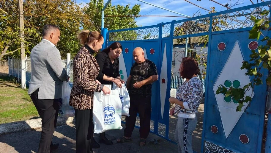 В Херсонской области ко дню рождения Путина провели марафон добрых дел