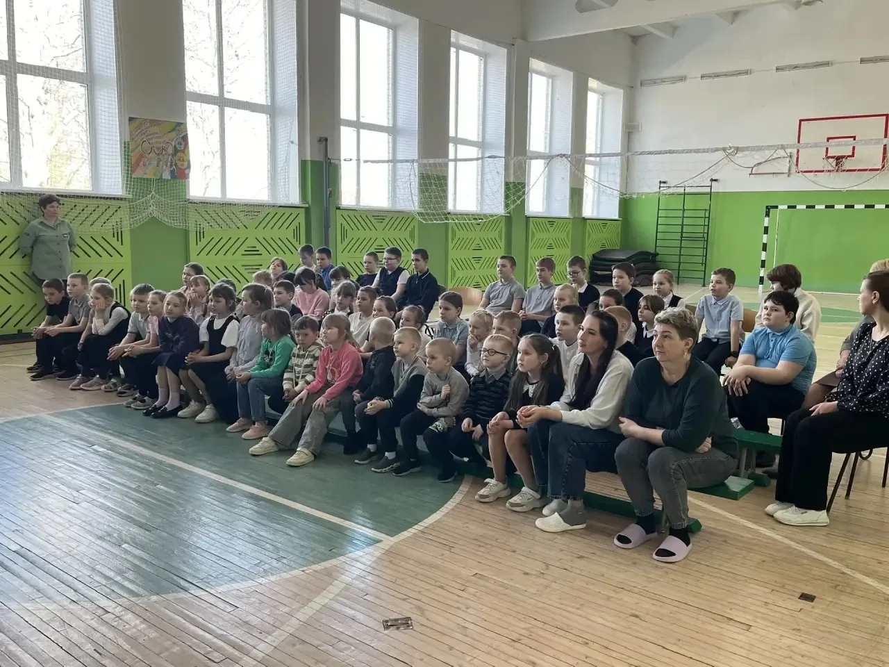 Вчера к нам в гости приезжал театральный коллектив «Зебра» из Воронежа с постановкой сп...