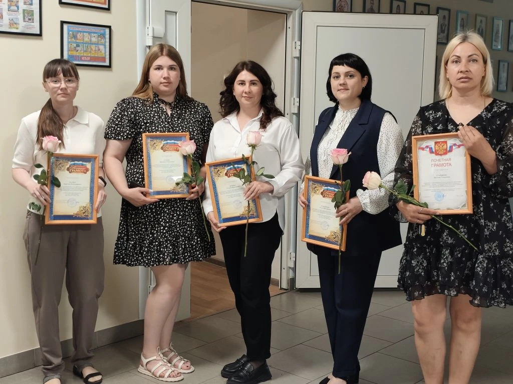 💐Праздничное мероприятие ко Дню социального работника «Единым сердцем»