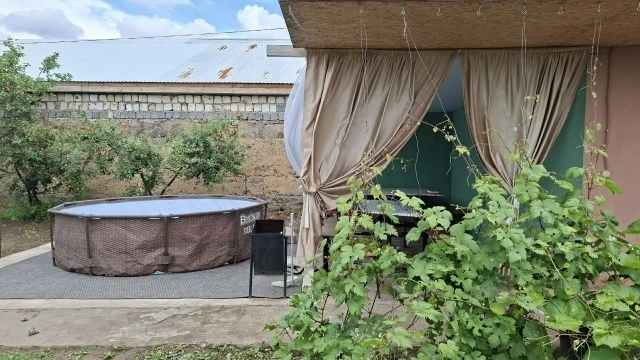 🏠 Сдаётся дом на 6-7 человек в центре города
📍 Адрес: ул. Красноармейская, д. 47
🚶‍♂ В шаговой до