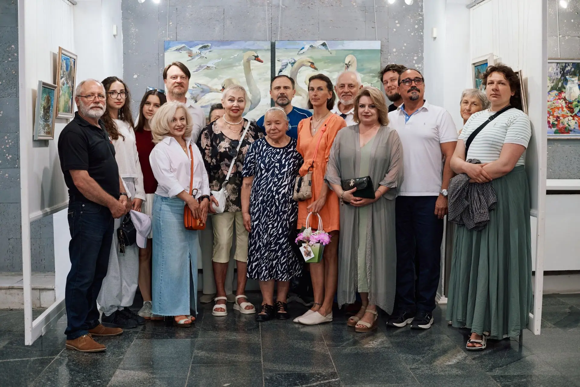 Есть события, после которых хочется медленно выдохнуть и улыбнуться. Таким стал вечер открытия выста