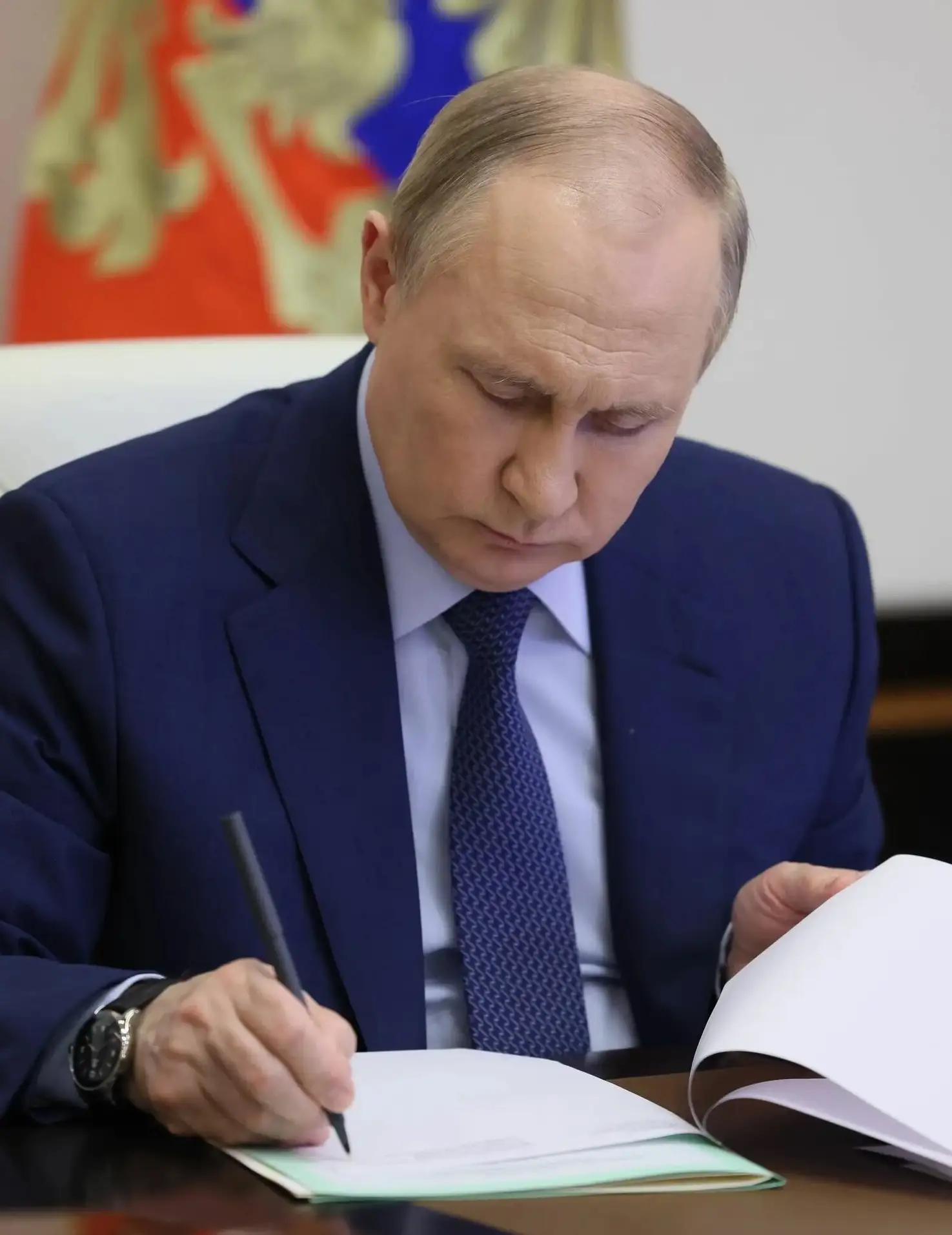 Путин снова увеличил штат центрального аппарата ФСО — на этот раз с 785 до 812 человек