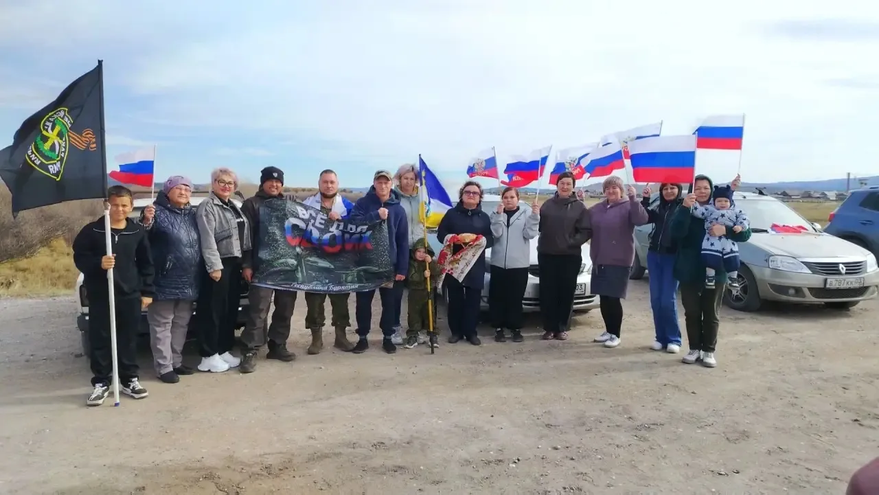 Волонтеры встретили на родной земле воина СВО, с которого год назад началась их помощь ...